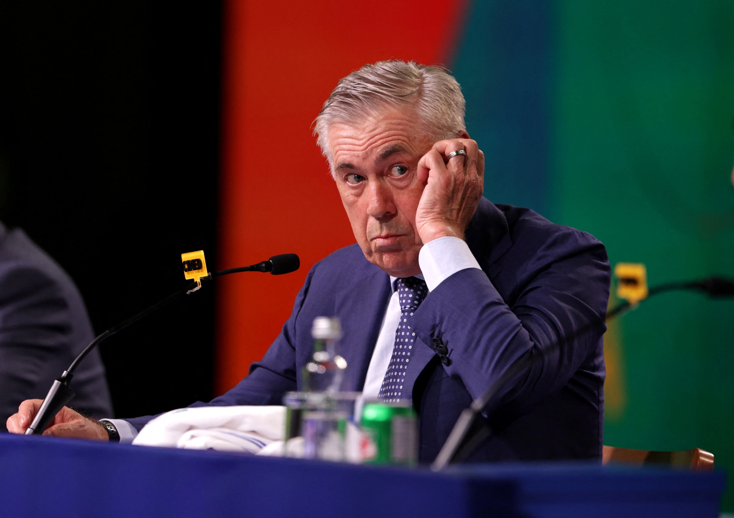 Những Điểm Nổi Bật Khác Liên Quan Đến HLV Ancelotti và Đội Tuyển Brazil
